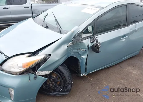 2013 Toyota Prius Two z USA, uszkodzony, nr VIN JTDKN3DU4D1633366